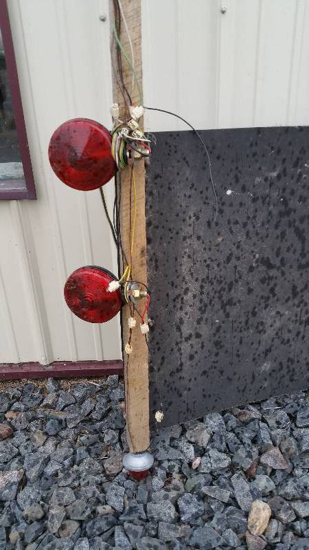 lot 7 image: Light Board w Mud Flaps