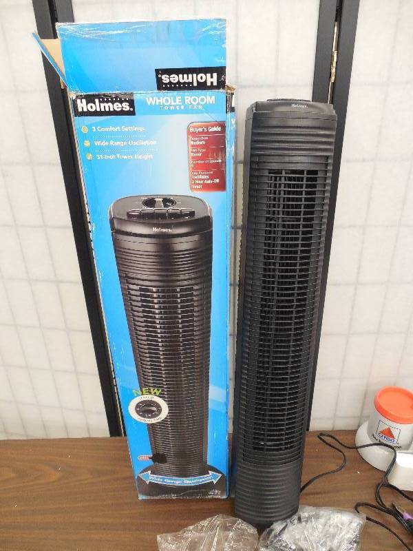 lot 2 image: Holmes 31inch Oscillating Tower Fan