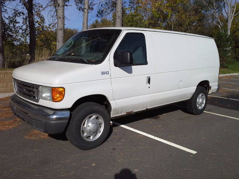 2005 Ford Econoline