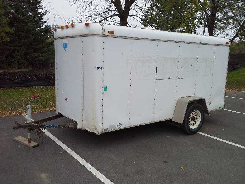 1998 Enclosed Trailer