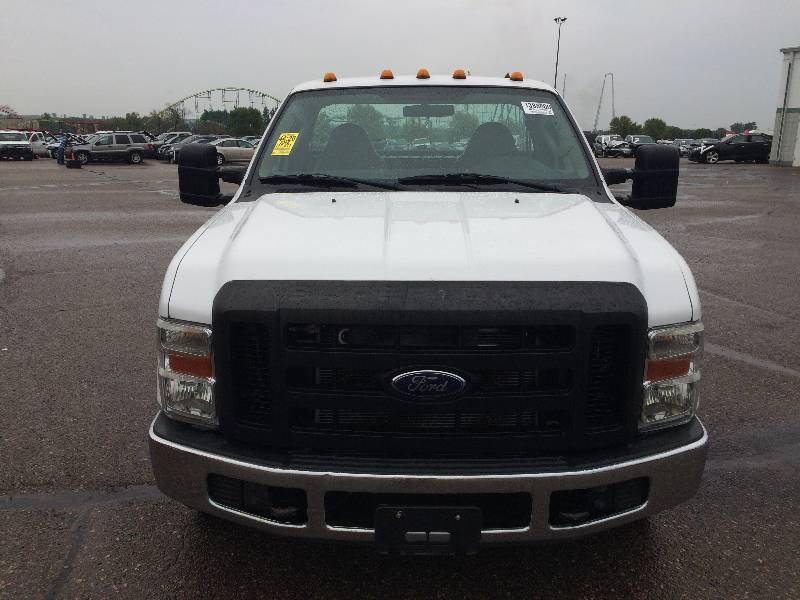 2008 Ford F-350 XL Dually Flat Bed Truck