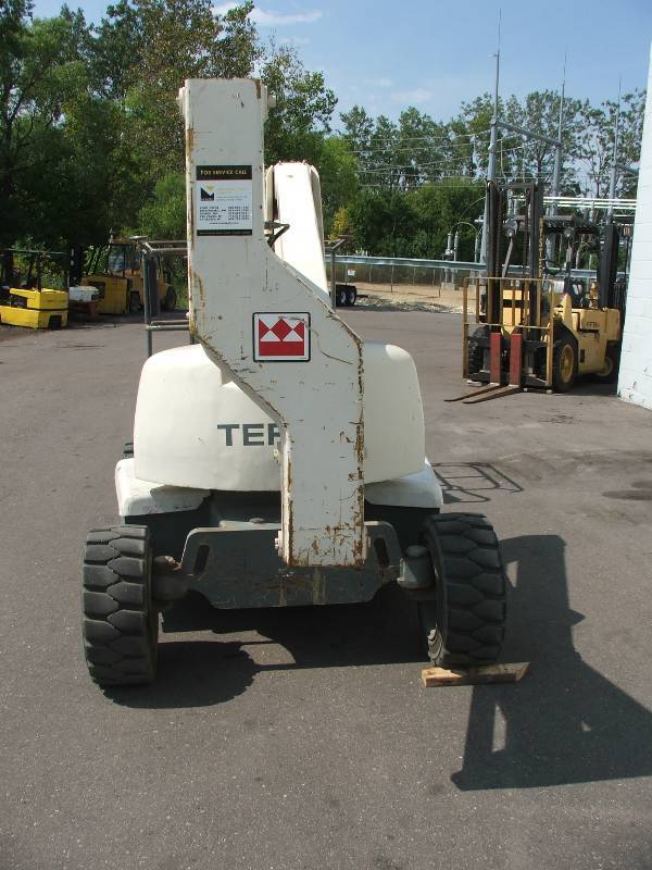 Terex Simon 32 articulating z boom man lift