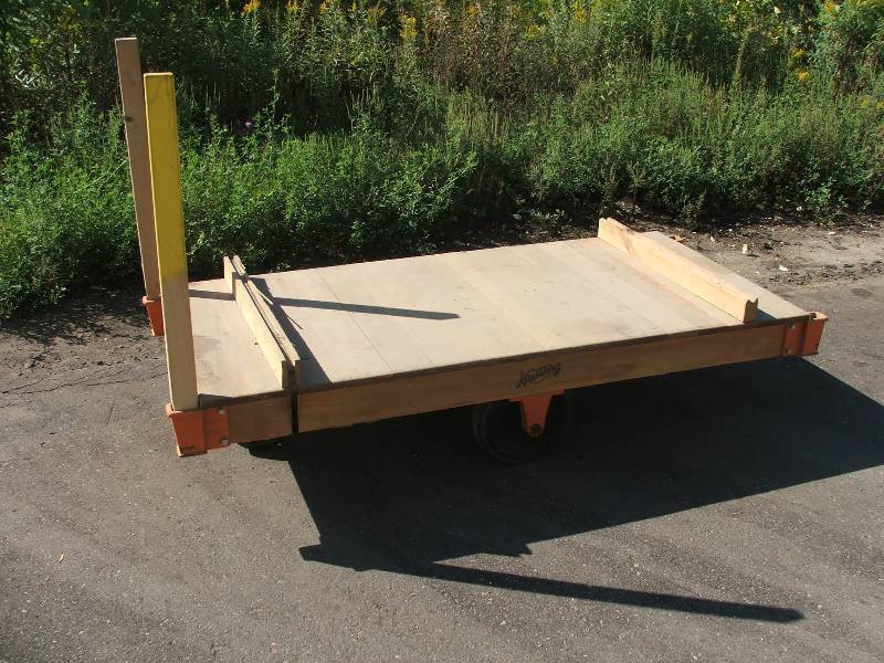 Nutting Warehouse cart