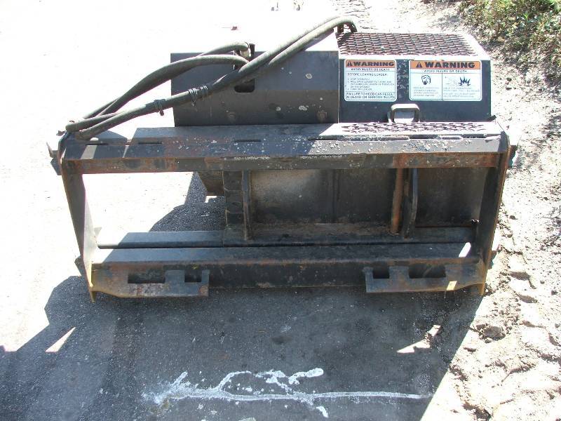 Lowe X-21 Skid Steer Trencher