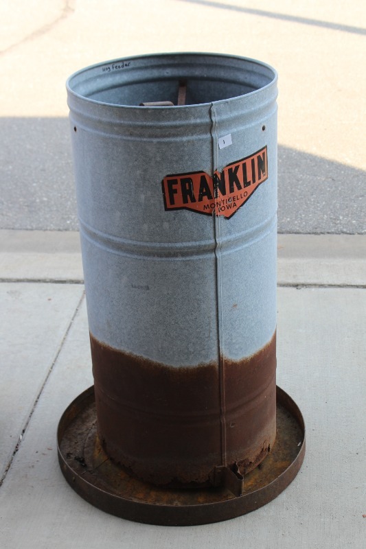Franklin Waterer  Feeder