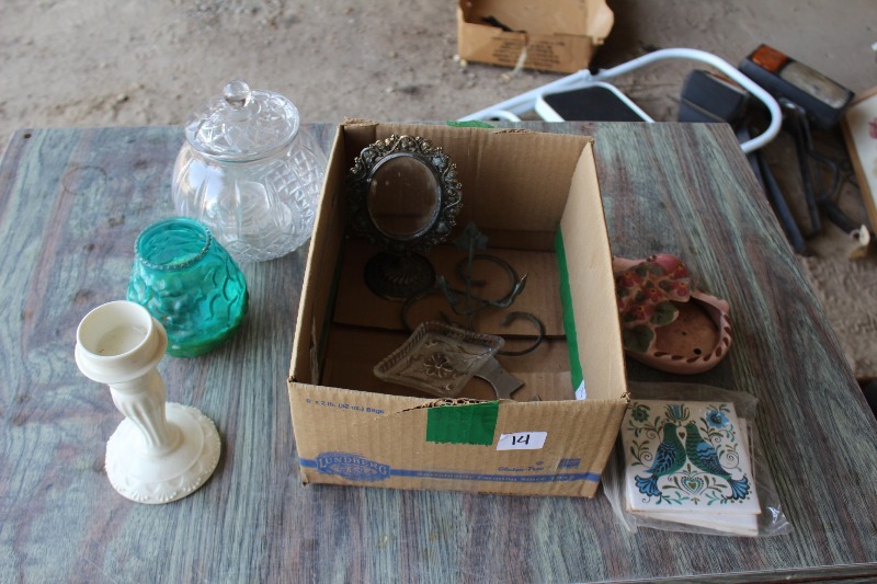 Lot of Assorted Glassware, etc..