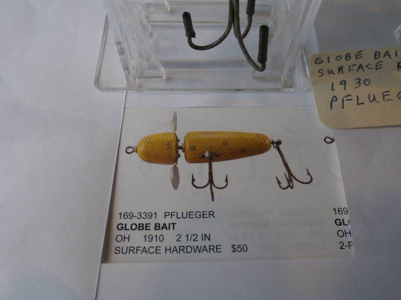 lot 11 image: Pflueger - Globe Bait Surface rig