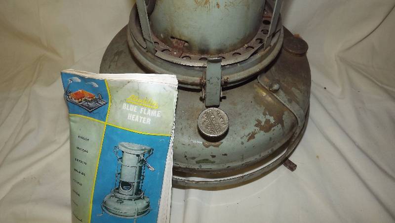 lot 20 image: Aladdin Blue Flame Heater
