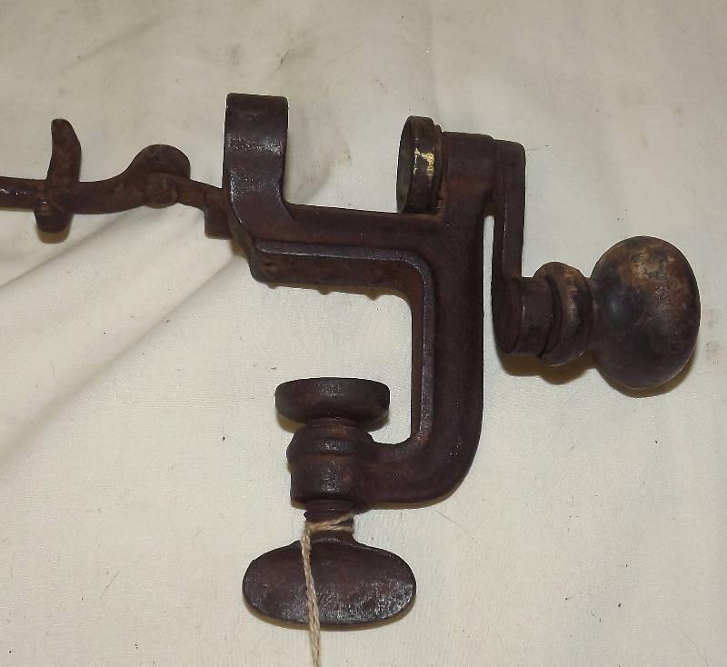 lot 13 image: 1900s Shotgun Loading Tool