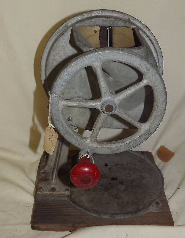 lot 9 image: RARE Flak-MakR Ice Milling Machine
