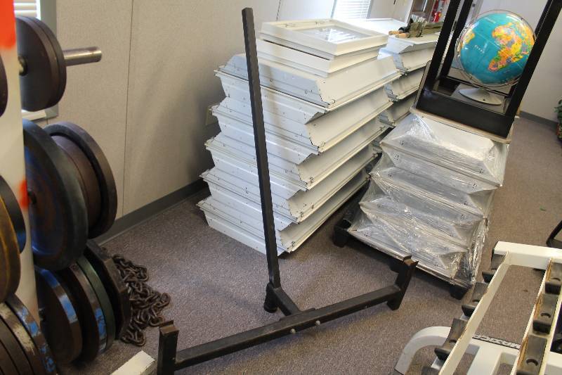 lot 10 image: Misc Gym  Weight Equipment