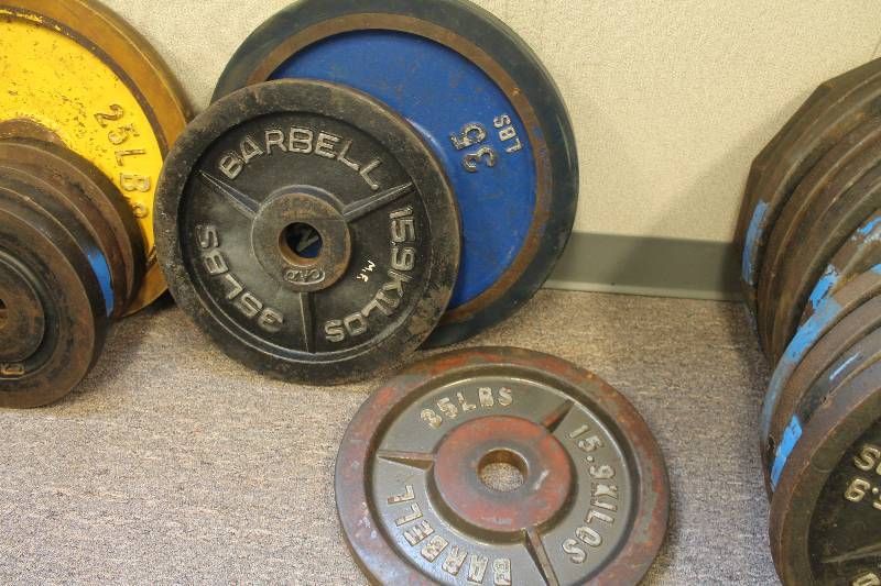 lot 30 image: Plate weights