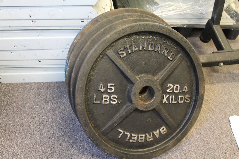 lot 33 image: Plate weights