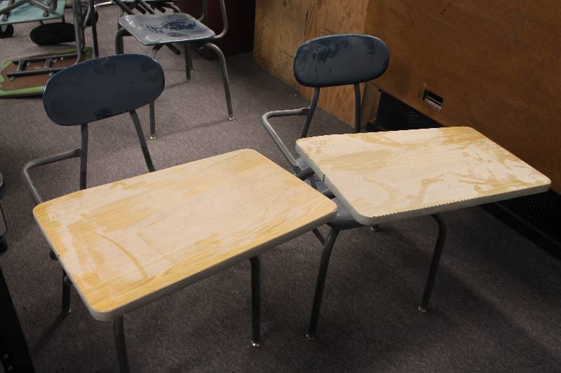 lot 62 image: Student Desks