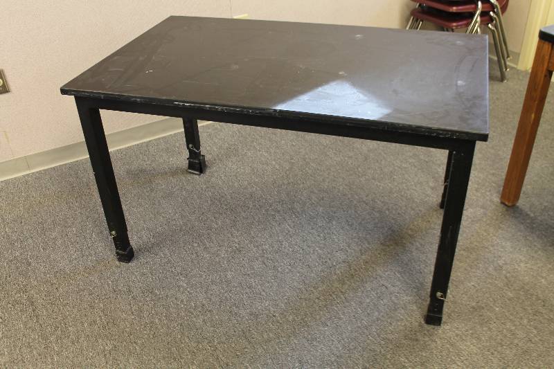 lot 165 image: Slate Table
