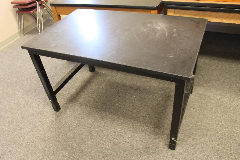 lot 167 image: Slate Table