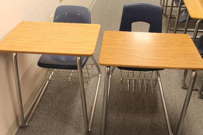 lot 208 image: Student Desks