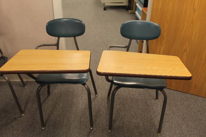 lot 205 image: Student Desks