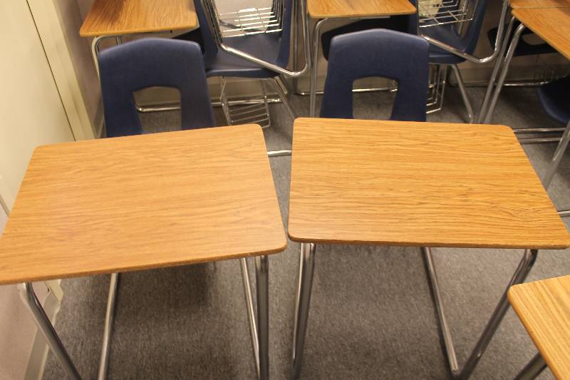 lot 307 image: Student Desks