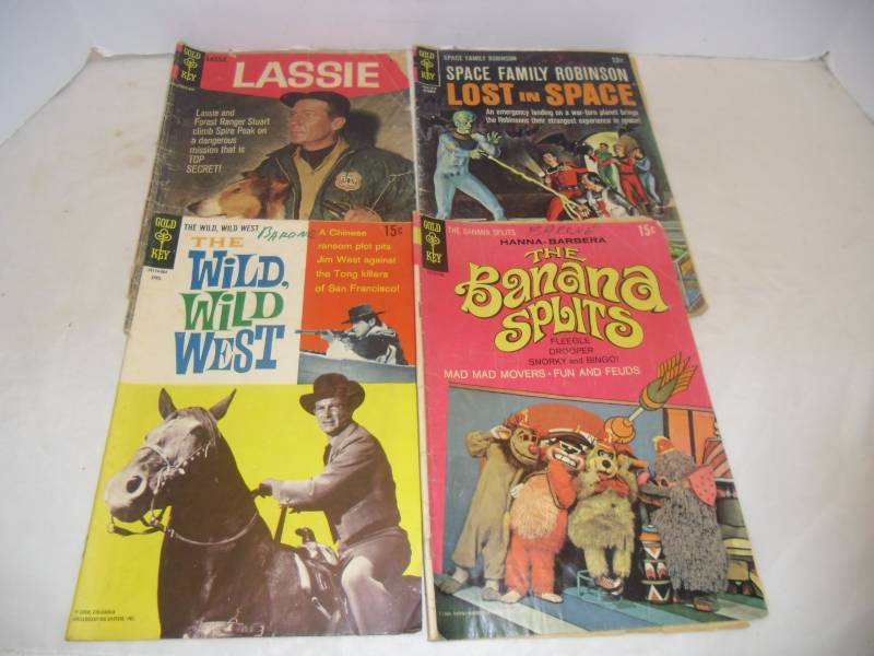 Lot Golden Key Comics Lassie Popeye Tarzan Yogi Daffy Wild Wild West Lost in Space