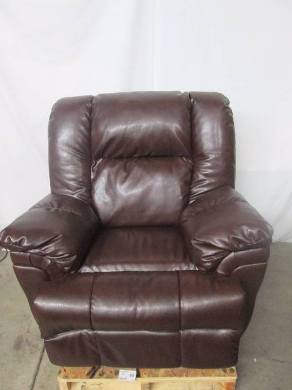 lot 2 image: Signature Design by Ashley RockerRecliner