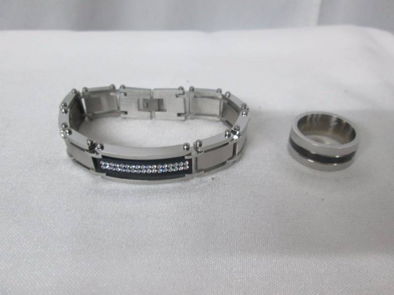 lot 97 image: Stainless Steel Mens CZ Bracelet & Ring Set