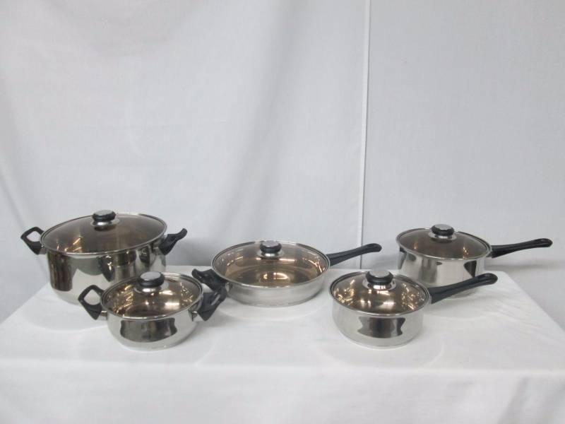 lot 37 image: Alcove 10-pc. Stainless Steel Cookware Set