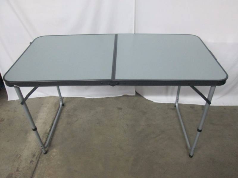 lot 51 image: CenterFold 2 x 4 Camp Table
