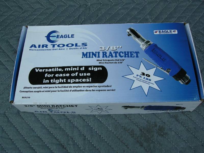 lot 42 image: Eagle Air Tools 38 Mini Ratchet