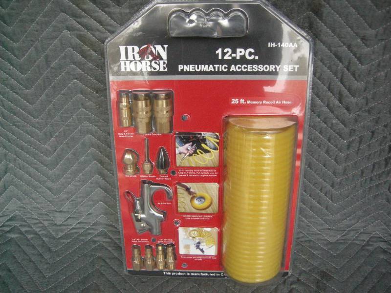 lot 97 image: Iron Horse 12pc Pneumatic Accessory Set