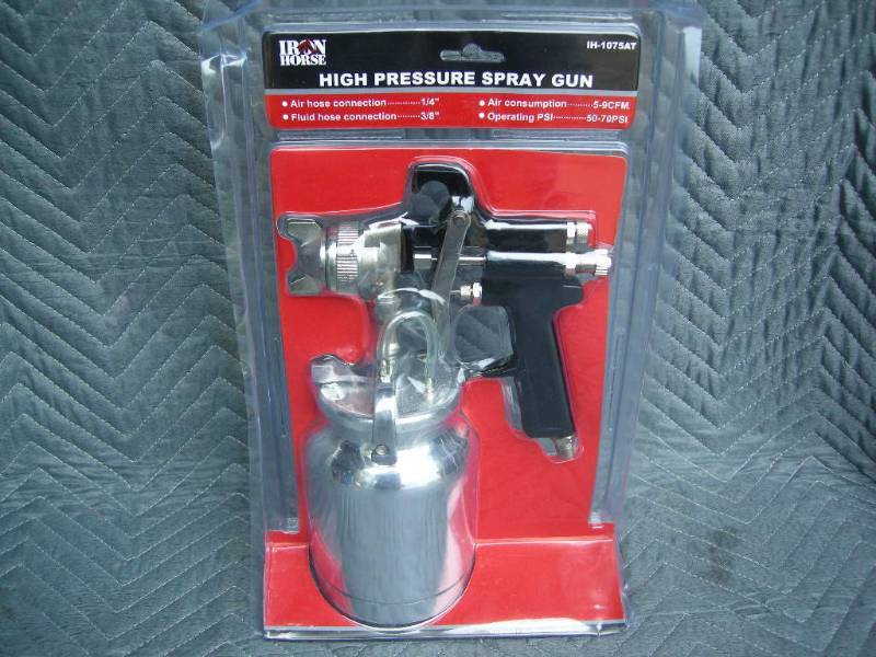 lot 135 image: Iron Horse High Pressure Spray Gun