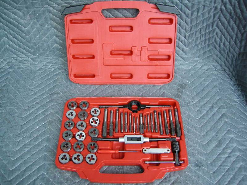 lot 145 image: Tap & Die Set