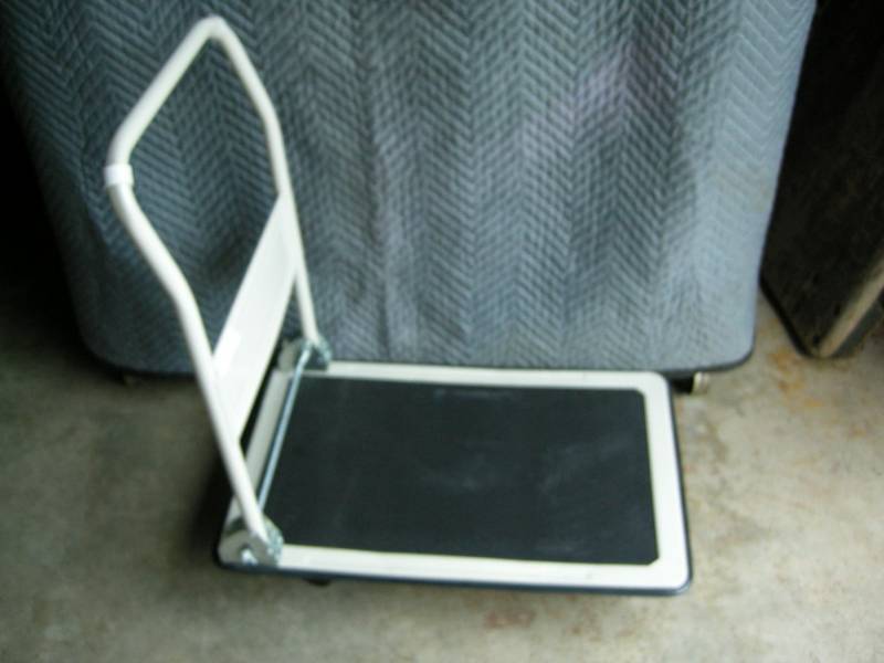 lot 110 image: Shop Cart