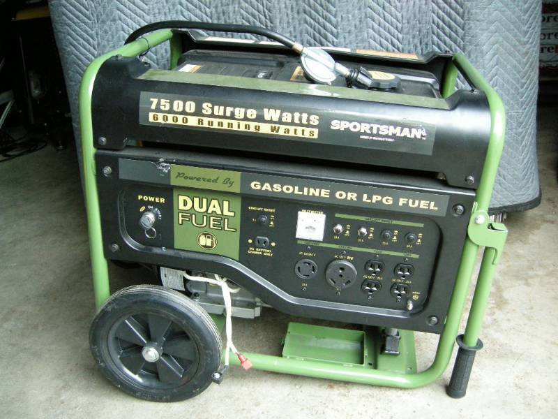 lot 120 image: Sportsman 7500W Dual Fuel Generator