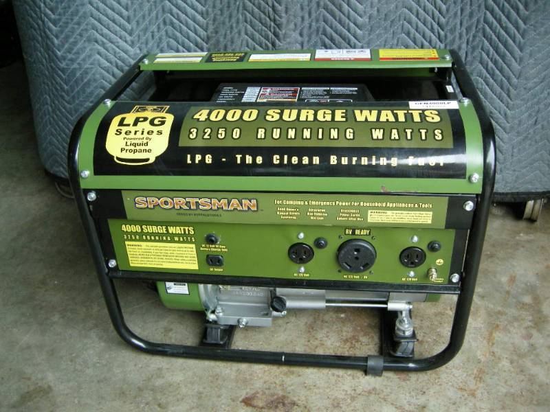 lot 26 image: Sportsman 4000 Watt LP Generator