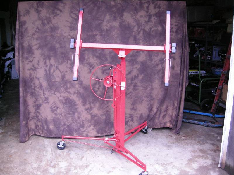 lot 107 image: SheetrockDrywall Lift