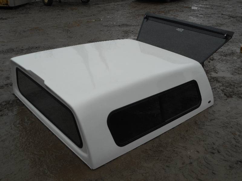 lot 36 image: Nice Fiberglass Truck Topper For A ...