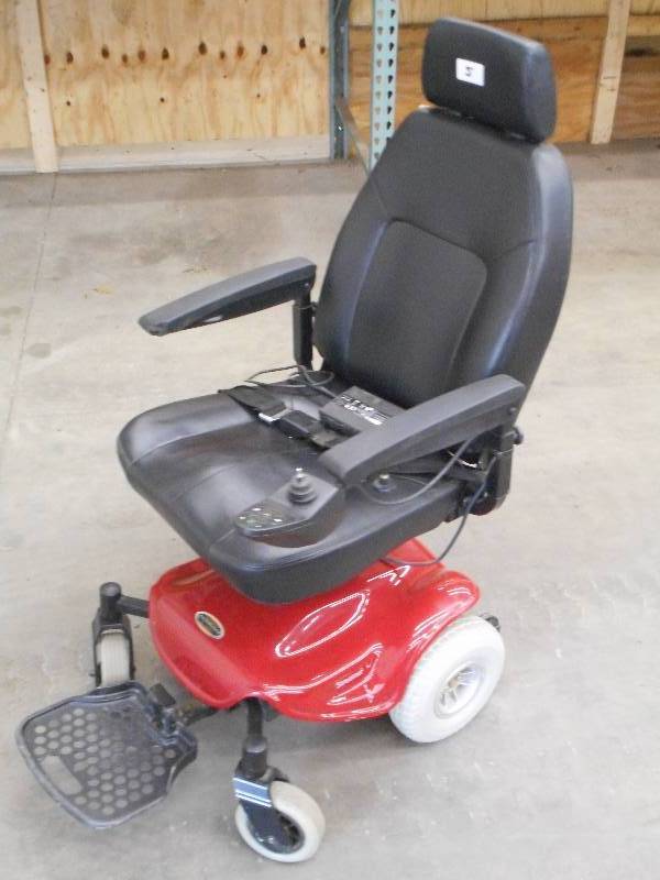 lot 5 image: ShopRider Streamer Battery-Powered ...