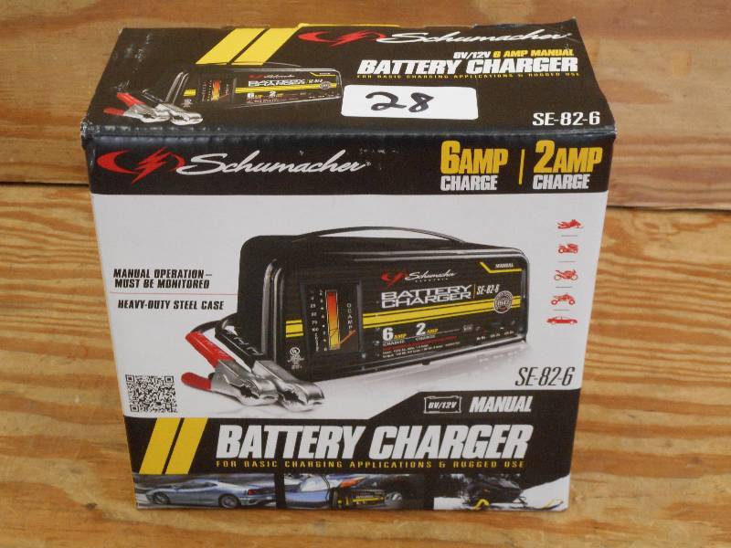 lot 28 image: Unused Schumacher 26 Amp 612Volt ...