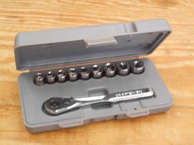 lot 40 image: Craftsman 10-Piece 38-Drive Metri...