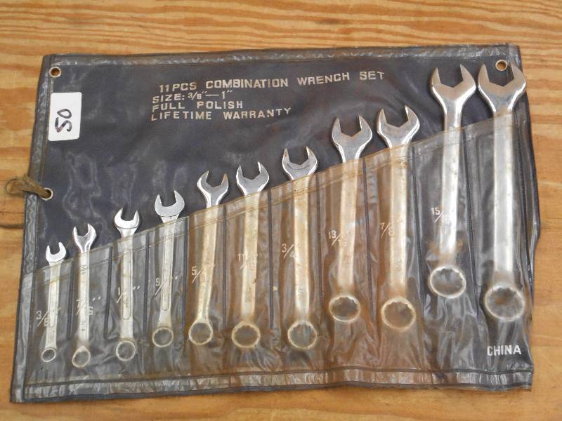 lot 50 image: 11-Piece Combination SAE Wrench Set...