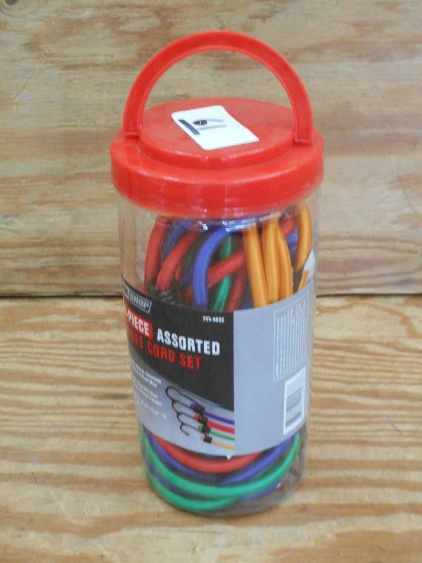 lot 61 image: Unused Tool Shop 14-Piece Bungee St...