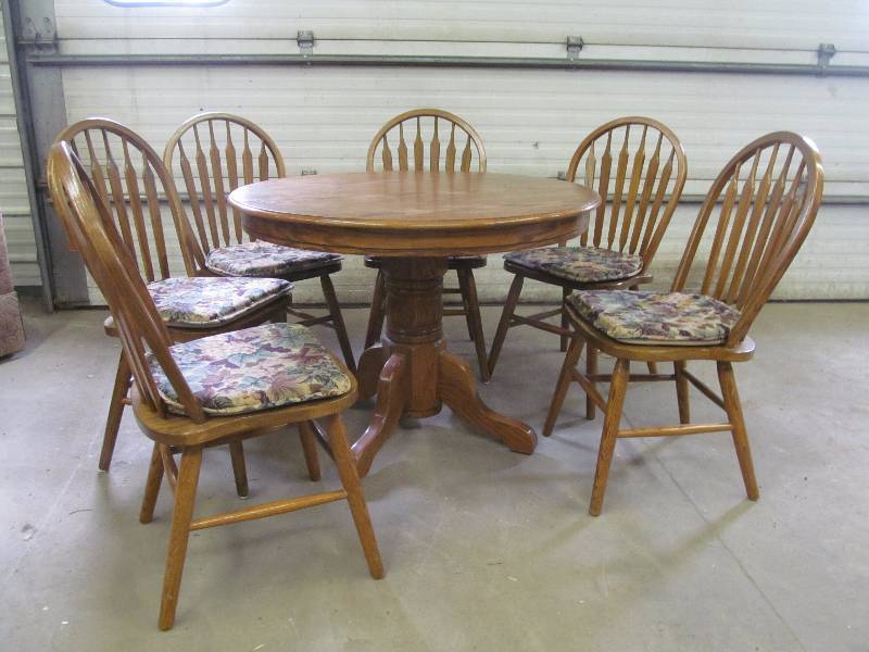 table & Chairs