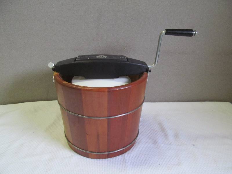 ice cream maker