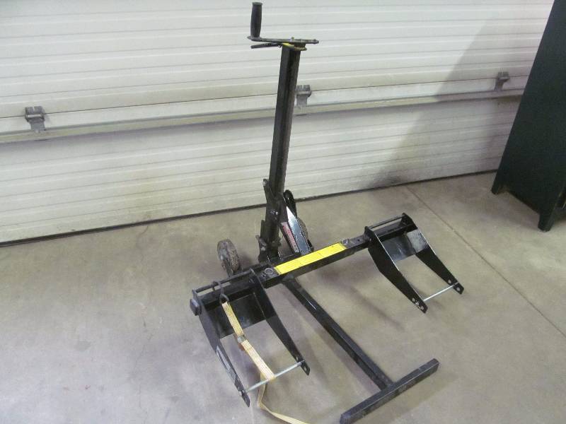 Mower lift