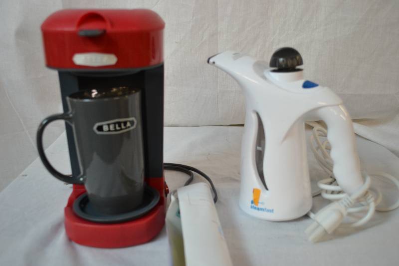 Bella Single Coffee Maker wMug & Handheld Steamfast Steamer