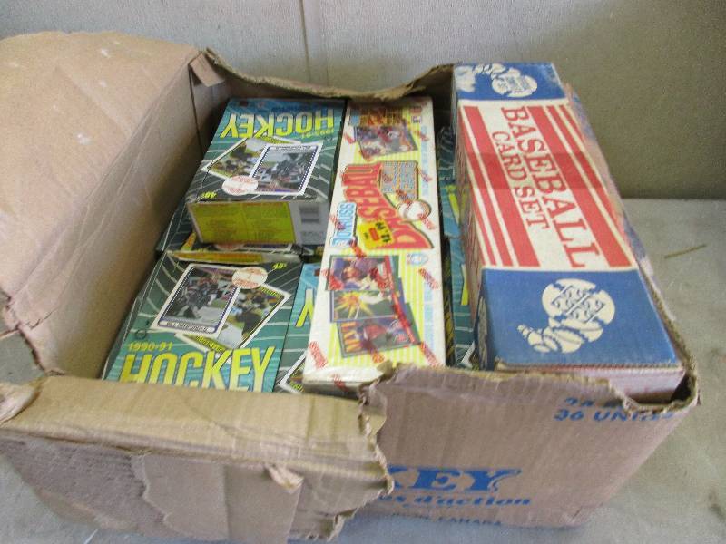 Hockey and baseball cards