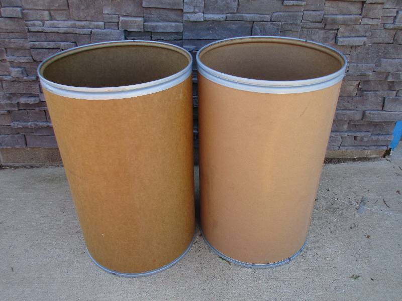 2 Cardboards drums with lids