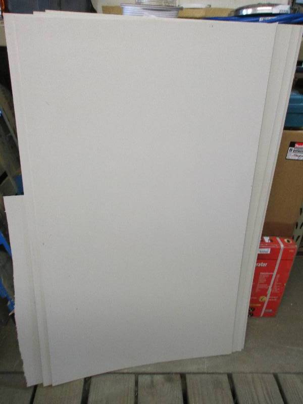 7 sheets of plastic board