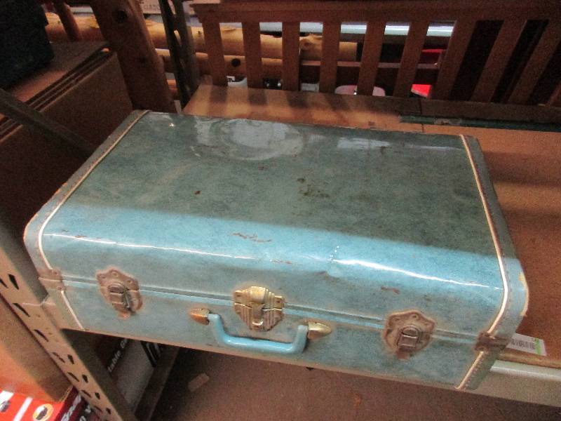 Vintage Case